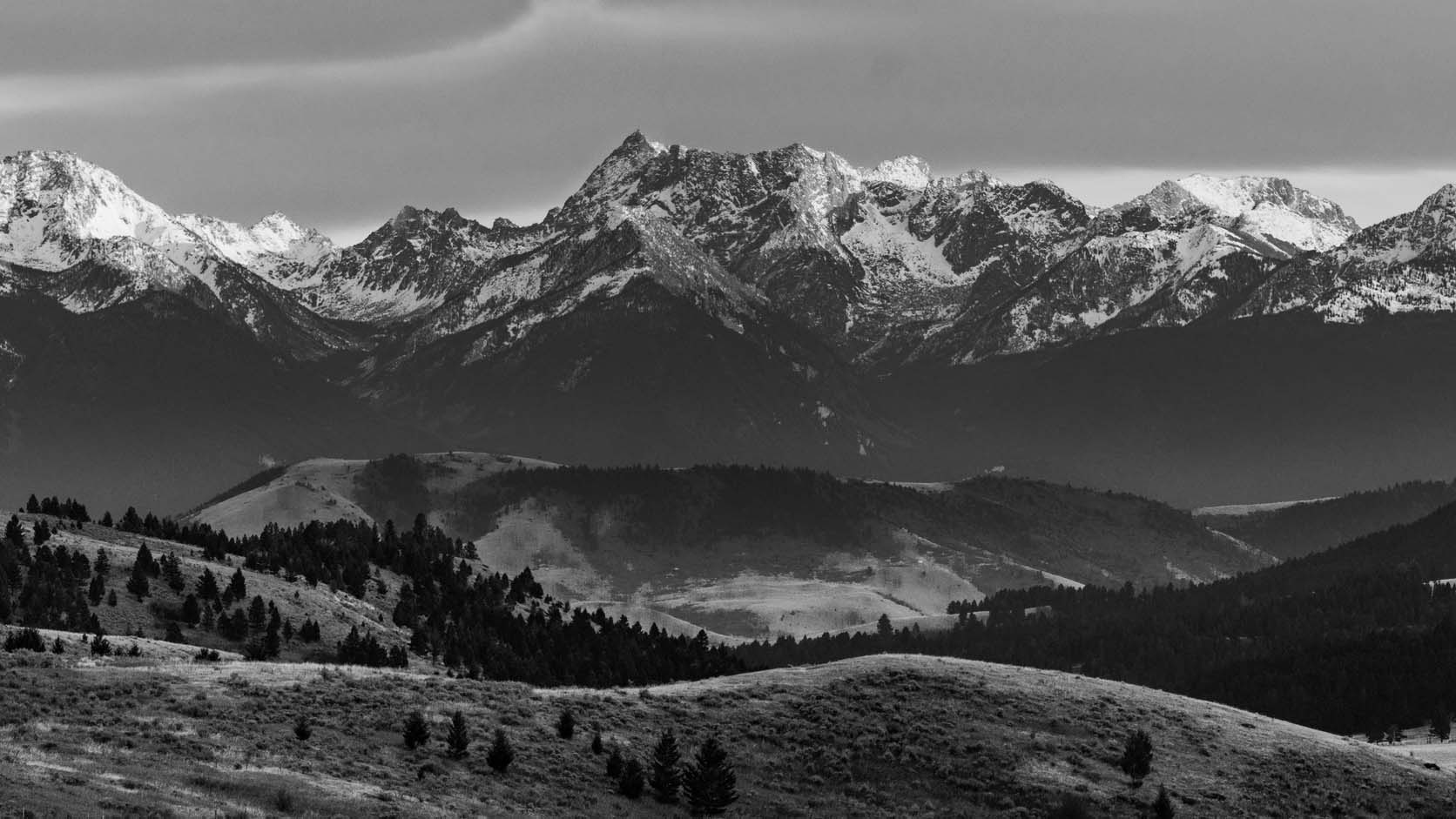 Snow-covered mountains and foothills near Bozeman, Montana